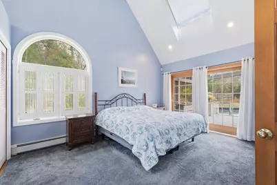 9 Upton St, Dunstable, MA 01827 - Photo 17