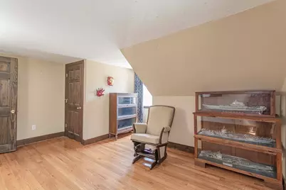 25 Mill St, Raynham, MA 02767 - Photo 35