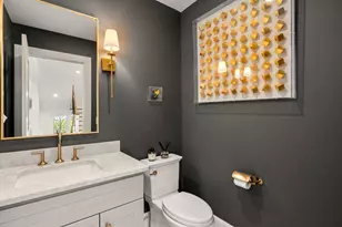6 Wiswall Rd, Newton, MA 02459 - Photo 9