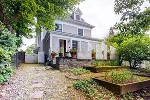 2 Benton Rd, Somerville, MA 02143 - Photo 31