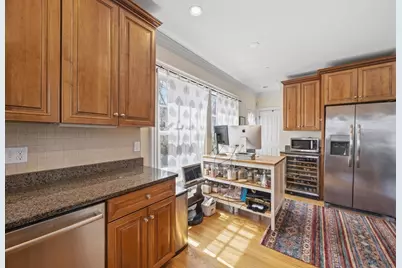2 Benton Rd #1, Somerville, MA 02143 - Photo 11