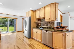 151 Dorchester St, Quincy, MA 02171 - Photo 11