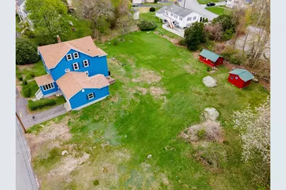 8 Linwood St, Webster, MA 01570 - Photo 3
