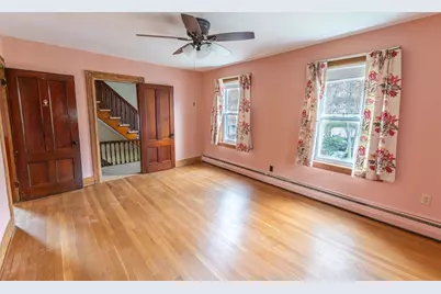 8 Linwood St, Webster, MA 01570 - Photo 23