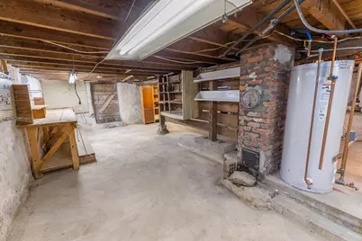 8 Linwood St, Webster, MA 01570 - Photo 31