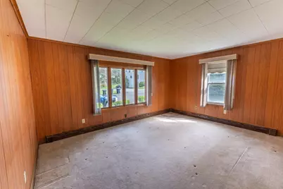 8 Linwood St, Webster, MA 01570 - Photo 13