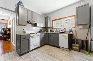 241 Highland Ave, Somerville, MA 02143 - Photo 5