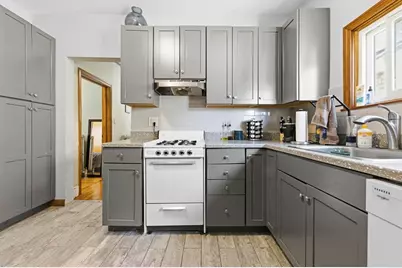 241 Highland Ave, Somerville, MA 02143 - Photo 7
