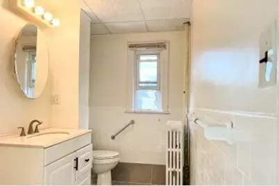 14 Smythe St #1, Brookline, MA 02445 - Photo 3