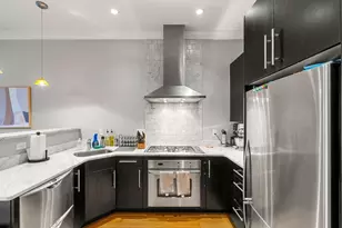 88 B St, Boston, MA 02127 - Photo 13