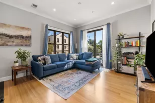 88 B St, Boston, MA 02127 - Photo 1