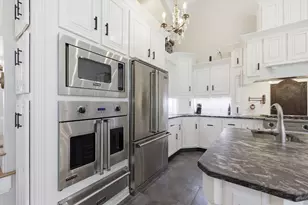 8 Fitch Farm Wy, Southampton, MA 01073 - Photo 9