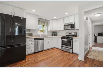 6 David Drive, Blackstone, MA 01504 - Photo 3