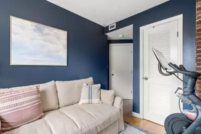9-15 Battery St #7, Boston, MA 02109 - Photo 15
