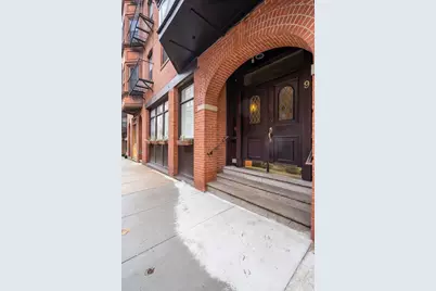 9-15 Battery St #7, Boston, MA 02109 - Photo 19