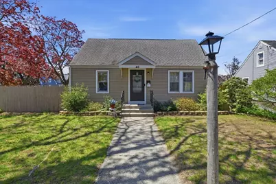 46 Marquette St, Springfield, MA 01104 - Photo 1
