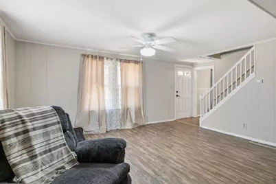 46 Marquette St, Springfield, MA 01104 - Photo 9