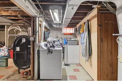 46 Marquette St, Springfield, MA 01104 - Photo 21