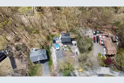 40 Scenic Ave, Webster, MA 01570 - Photo 3