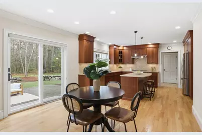 27 Maxwell Rd, Bedford, MA 01730 - Photo 5
