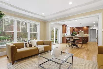 27 Maxwell Rd, Bedford, MA 01730 - Photo 9