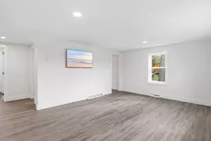 51 Sandy Pond Rd, Ayer, MA 01432 - Photo 11