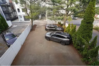 192 West Sixth Street #2, Boston, MA 02127 - Photo 27