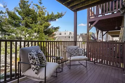 192 West Sixth Street #2, Boston, MA 02127 - Photo 23