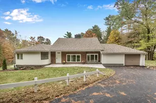 31 Lovers Ln, Greenfield, MA 01301 - Photo 1