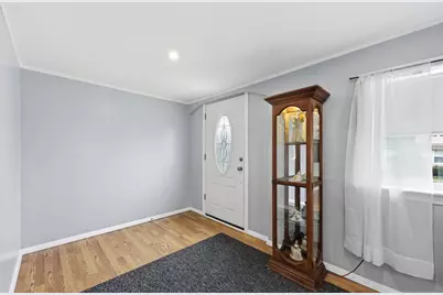 28 Rosina Rd, Weymouth, MA 02189 - Photo 5