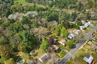 12 Pomeroy St, Easthampton, MA 01027 - Photo 27