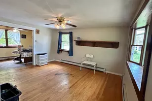 12 Pomeroy St, Easthampton, MA 01027 - Photo 7