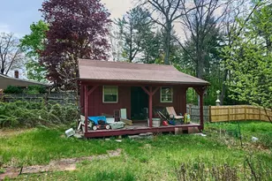 12 Pomeroy St, Easthampton, MA 01027 - Photo 33