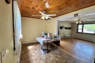 12 Pomeroy St, Easthampton, MA 01027 - Photo 9