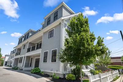 180 Adams St #3, Newton, MA 02458 - Photo 3