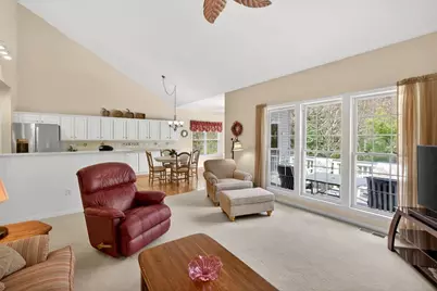 51 Champlain Circle, Plymouth, MA 02360 - Photo 15