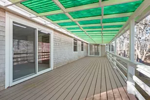 6 Stanley Pl, Barnstable, MA 02601 - Photo 5