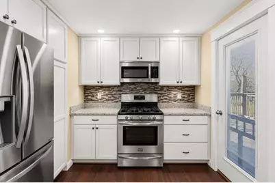 86 Newport St, Fall River, MA 02720 - Photo 25