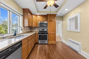 86 Newport St, Fall River, MA 02720 - Photo 3