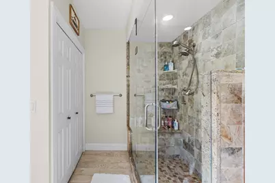 86 Newport St, Fall River, MA 02720 - Photo 31
