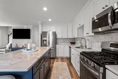 138 Elm St #5, Kingston, MA 02364 - Photo 5