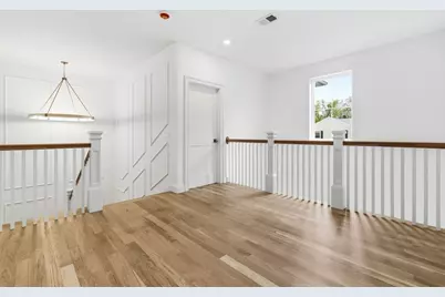 8 Priscilla Ln, Winchester, MA 01890 - Photo 15