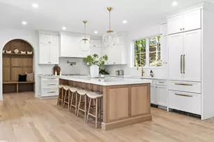 8 Priscilla Ln, Winchester, MA 01890 - Photo 1