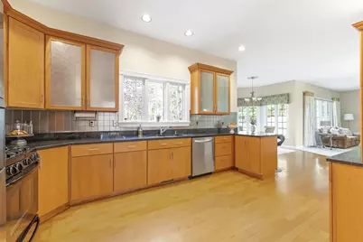 108 Kelleher St, Marlborough, MA 01752 - Photo 3