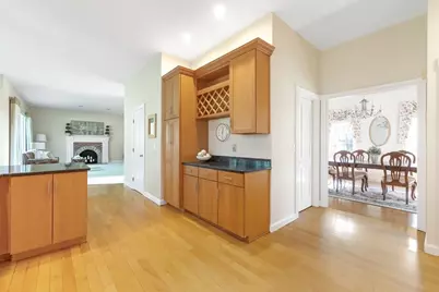 108 Kelleher St, Marlborough, MA 01752 - Photo 5