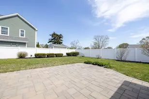 241 Walnut St, Braintree, MA 02184 - Photo 23