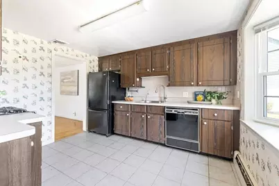 241 Walnut St, Braintree, MA 02184 - Photo 9