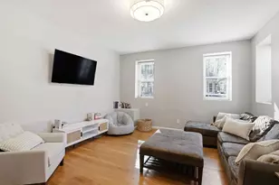252 E St, Boston, MA 02127 - Photo 1