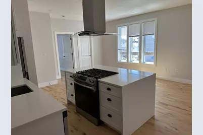 178 Washington #206, Chelsea, MA 02150 - Photo 5