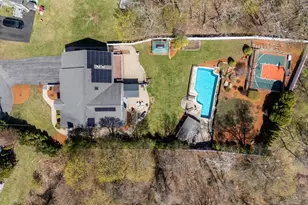 7 Michelle Dr, Burlington, MA 01803 - Photo 11